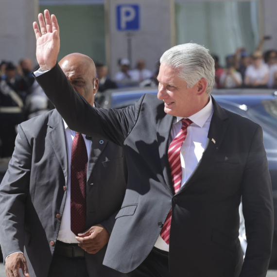 Specijalan gost: Predsednik Kube dolazi na Paradu pobede